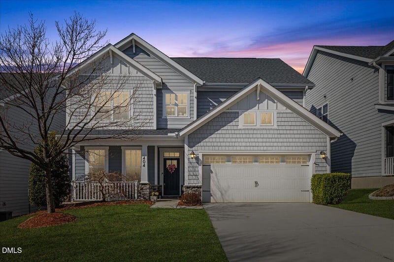 404 Atwood Dr, Holly Springs, NC 27540