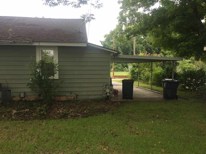 404 Blackmon St, Four Oaks, NC 27524