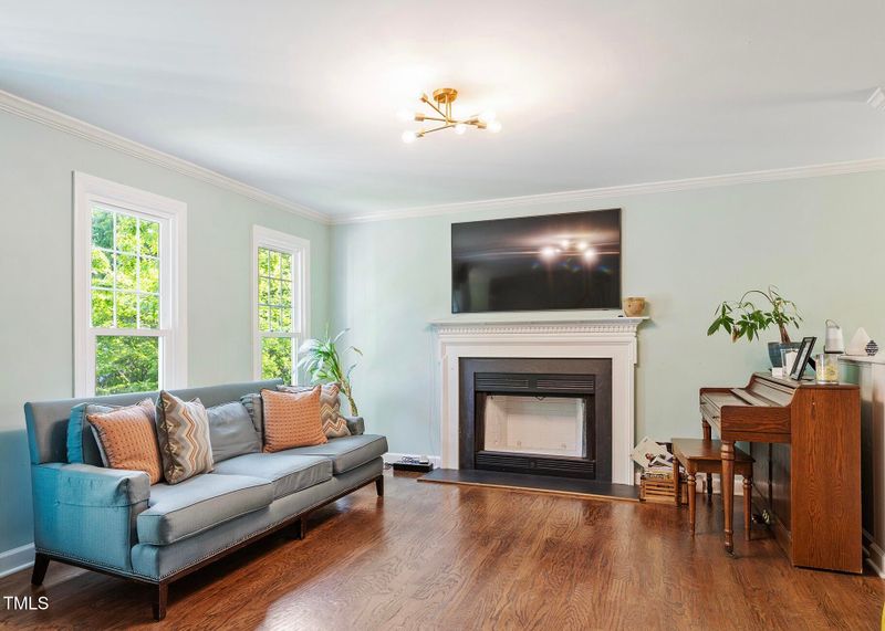 404 Cary Pines Dr, Cary, NC 27513