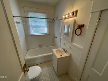 404 Chamberlain St #A, Raleigh, NC 27607