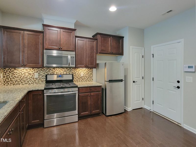 404 Chanson Dr, Cary, NC 27519