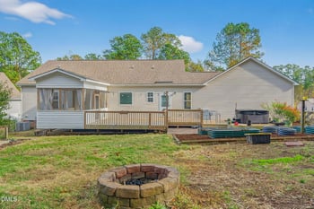 404 Cross Link Dr, Angier, NC 27501