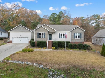 404 Cross Link Dr, Angier, NC 27501