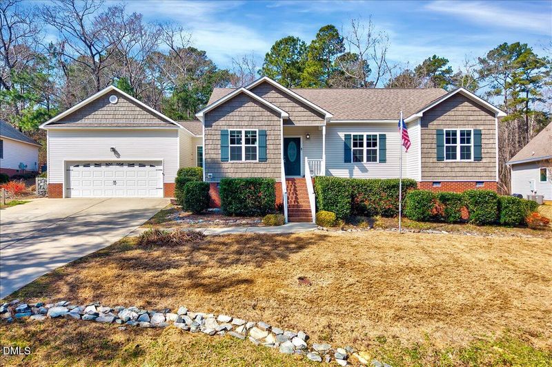 404 Cross Link Dr, Angier, NC 27501