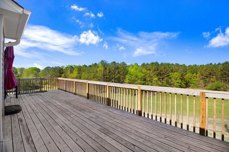404 Crystal Creek Dr, Clayton, NC 27520
