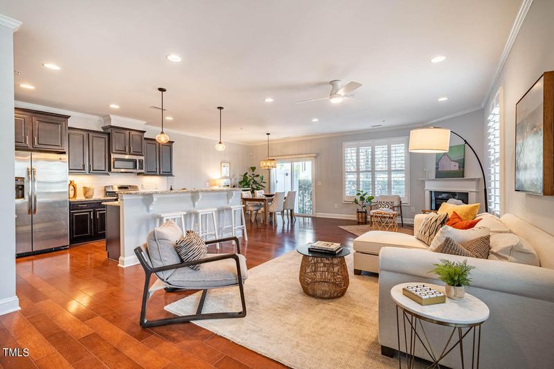404 Dairy Glen Rd, Chapel Hill, NC 27516