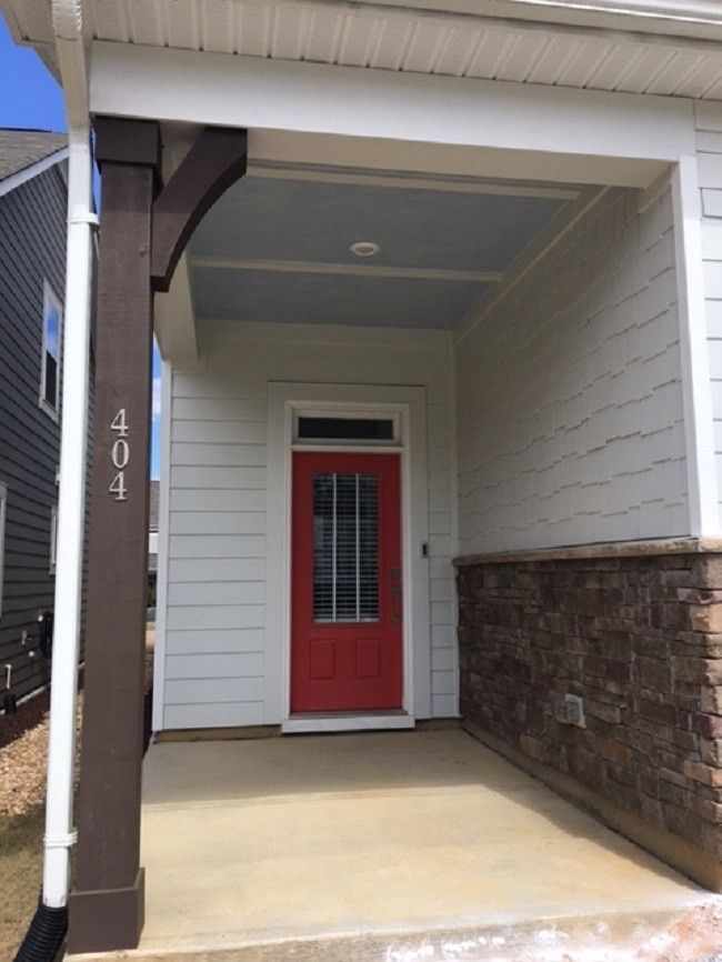 404 Daisy Grove Ln, Holly Springs, NC 27540