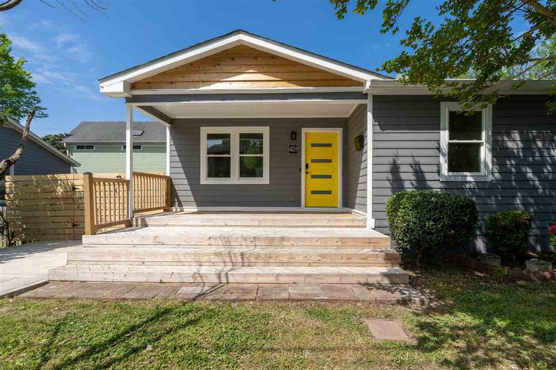 404 Dakar St, Raleigh, NC 27601
