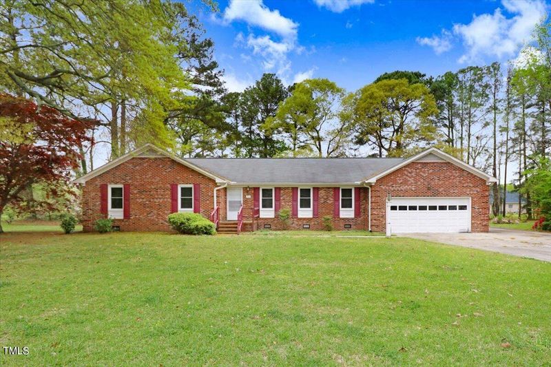 404 Daniel Dr, Goldsboro, NC 27534