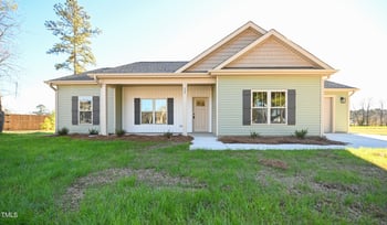 404 Eastwood Dr, Benson, NC 27504