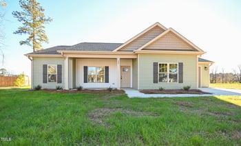 404 Eastwood Dr, Benson, NC 27504