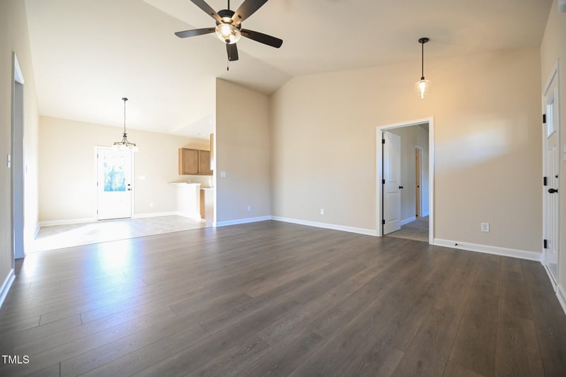 404 Eastwood Dr, Benson, NC 27504