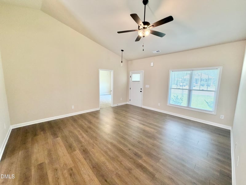 404 Eastwood Dr, Benson, NC 27504