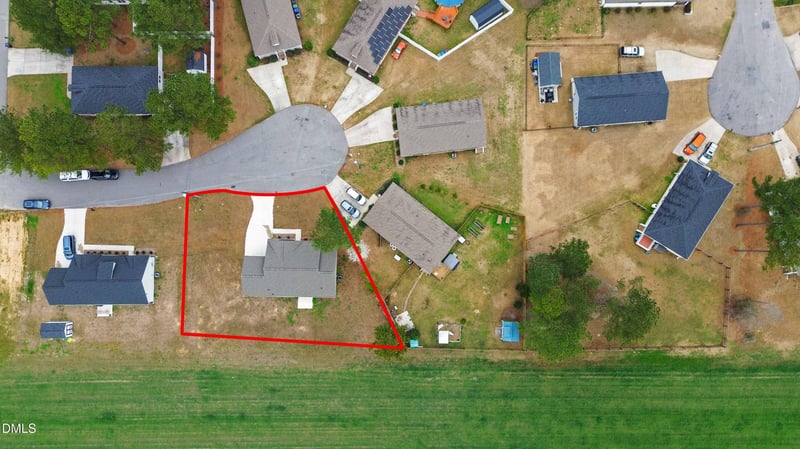 404 Eastwood Dr, Benson, NC 27504