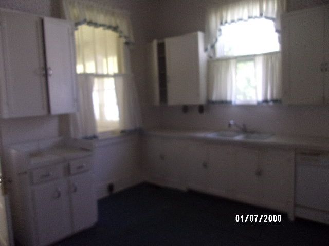 404 N Ellis Ave, Dunn, NC 28334
