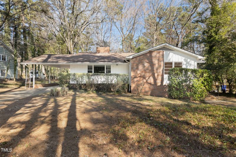 404 N Estes Dr, Chapel Hill, NC 27514