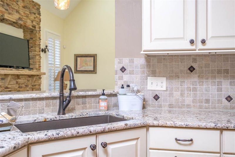 404 Gambit Cir, Wake Forest, NC 27587