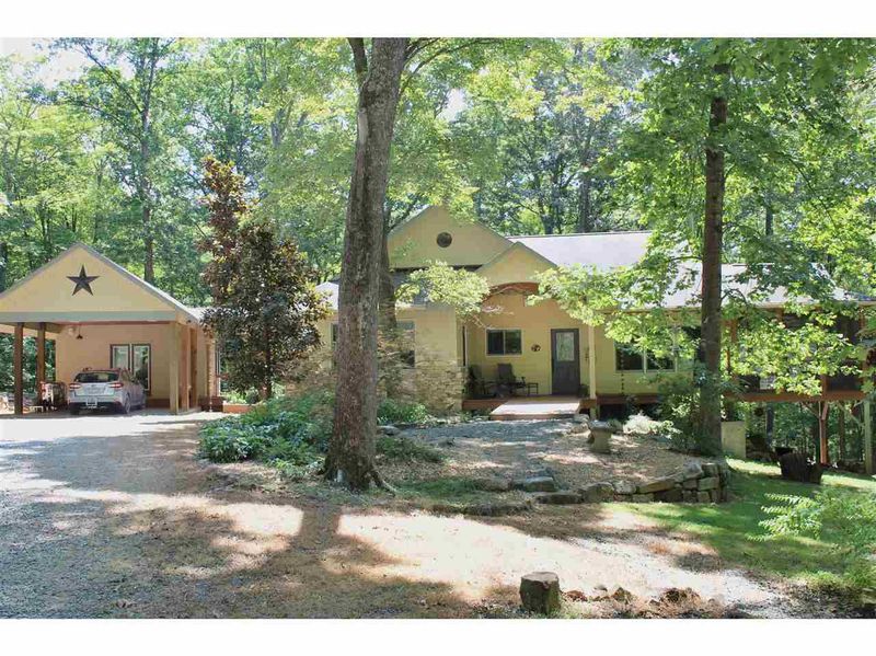 404 Indian Orchard Rd, Pittsboro, NC 27312