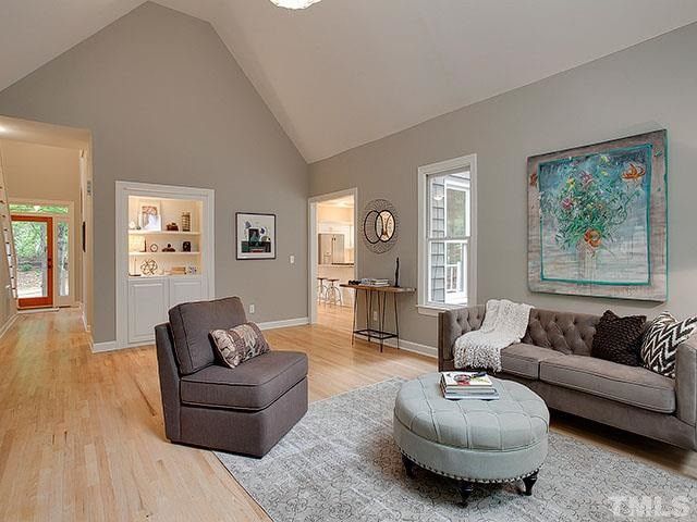 404 Ironwoods Dr, Chapel Hill, NC 27516