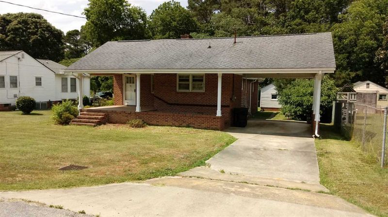 404 E K St, Erwin, NC 28339