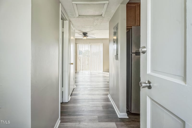 404 Kirkcaldy Ct, Fayetteville, NC 28314