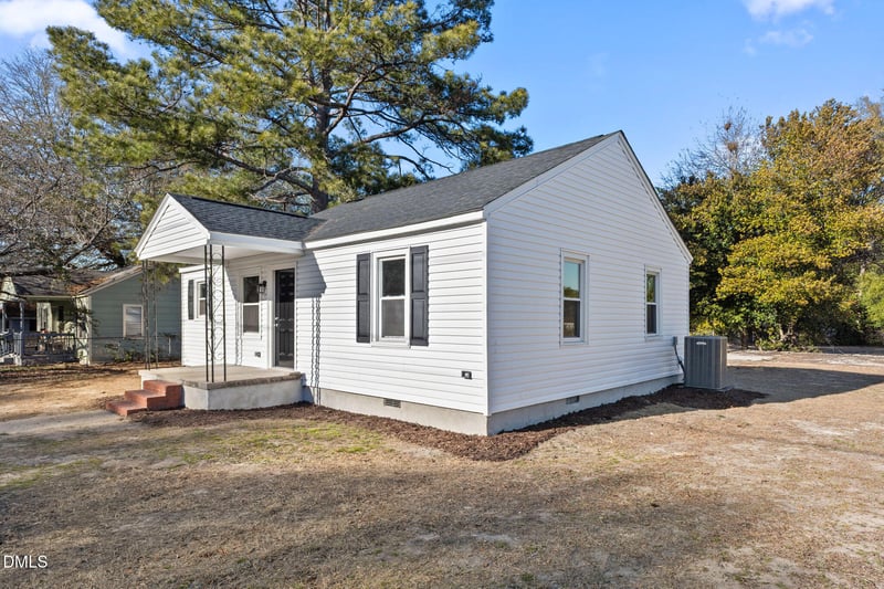 404 Ladley St, Fayetteville, NC 28306
