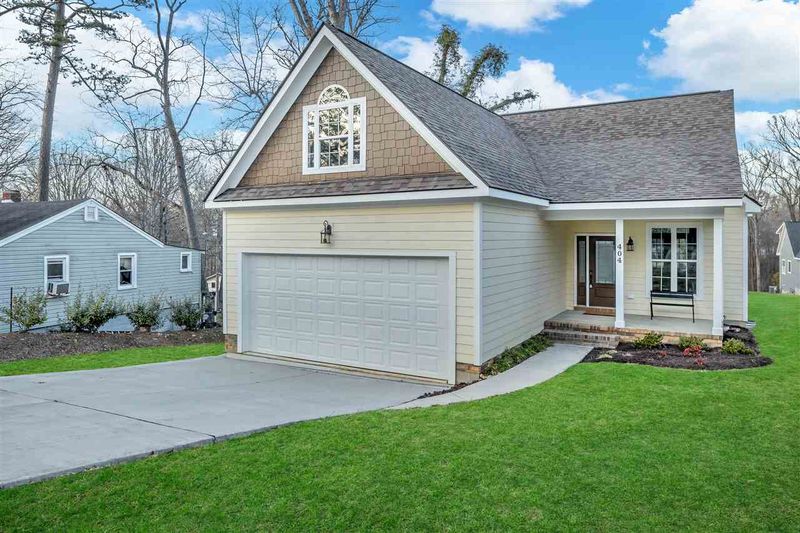 404 Lynch St, Apex, NC 27502