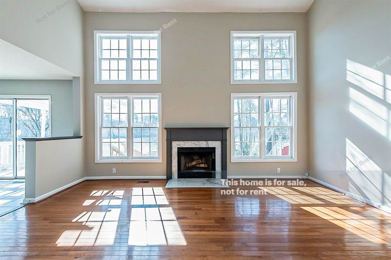 404 Marsh Grass Dr, Raleigh, NC 27610