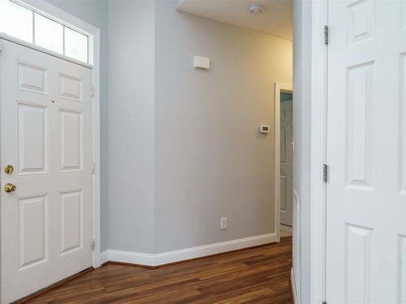 404 Meadow Ln, Wendell, NC 27591