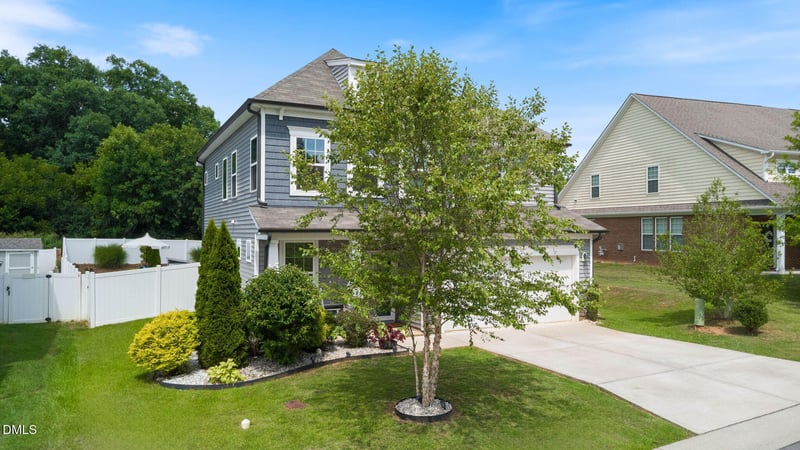 404 Mockingbird Ln, Mebane, NC 27302
