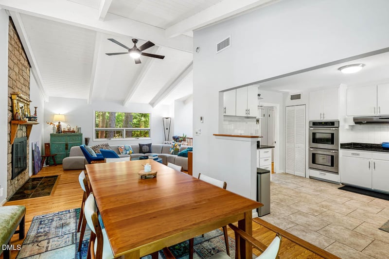 404 Morgan Creek Rd, Chapel Hill, NC 27517