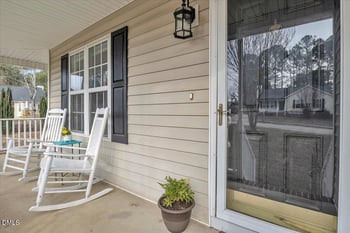 404 Noonday Ct, Holly Springs, NC 27540