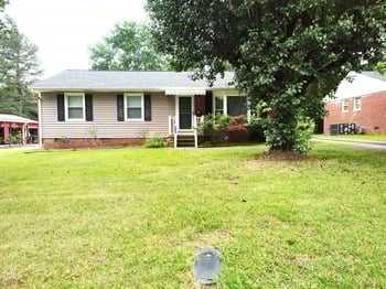 404 Oakgrove Dr, Graham, NC 27253