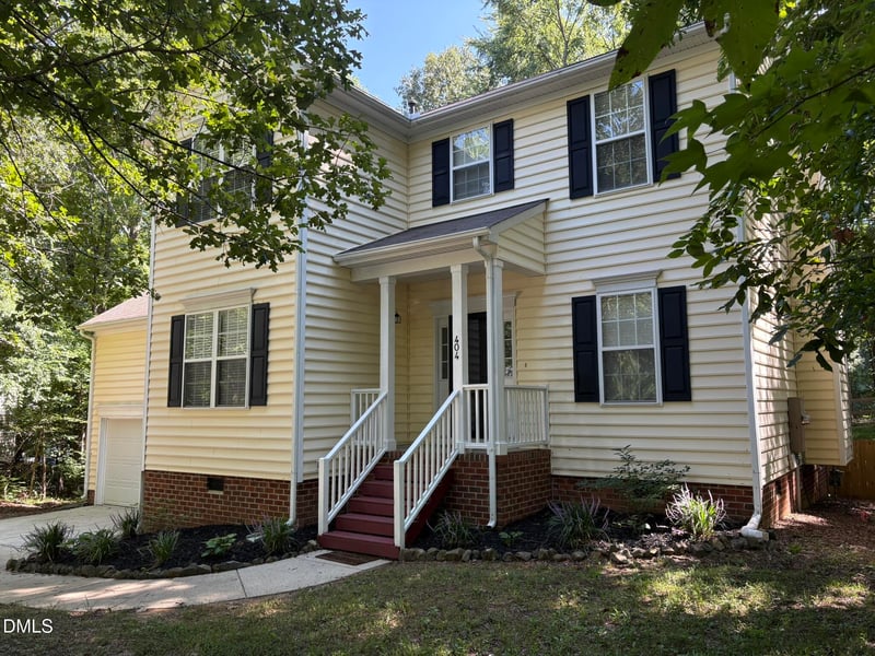 404 Patriot Pl, Hillsborough, NC 27278