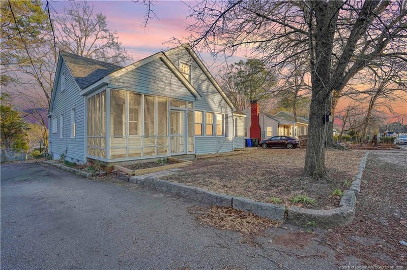 404 Pearl St, Fayetteville, NC 28303