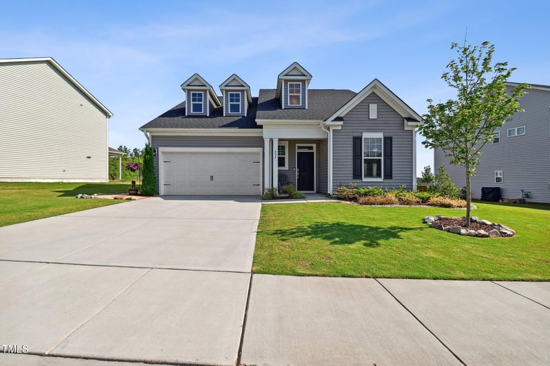 404 Porterfield Dr, Youngsville, NC 27596