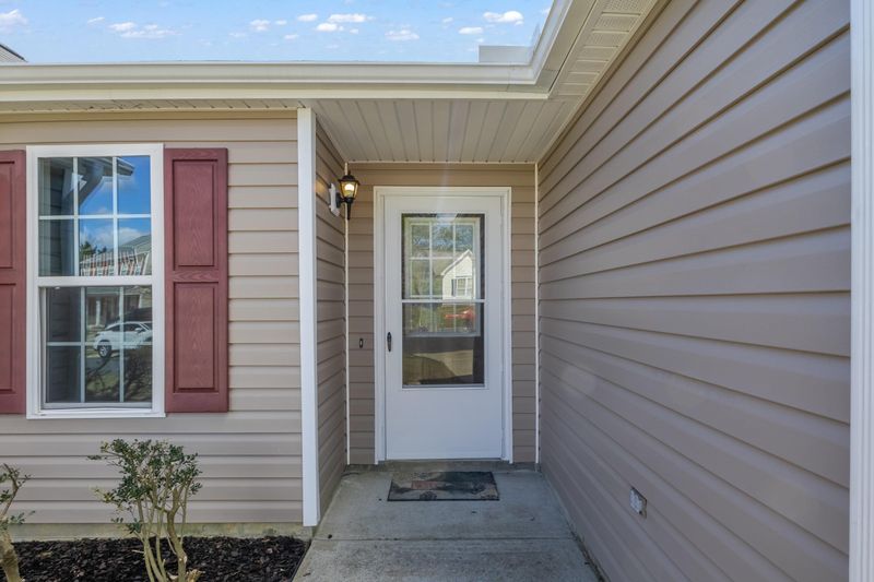 404 Quartz Dr, Durham, NC 27703