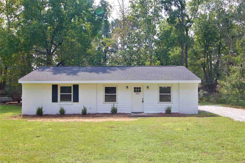 404 Queen Guenevere Trl, Garner, NC 27529