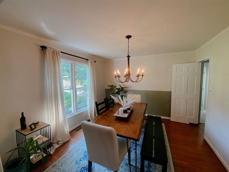 404 Rosehaven Dr, Raleigh, NC 27609