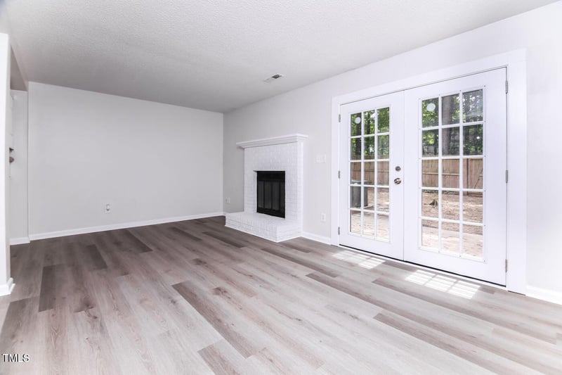 404 Shannonford Ct, Wake Forest, NC 27587