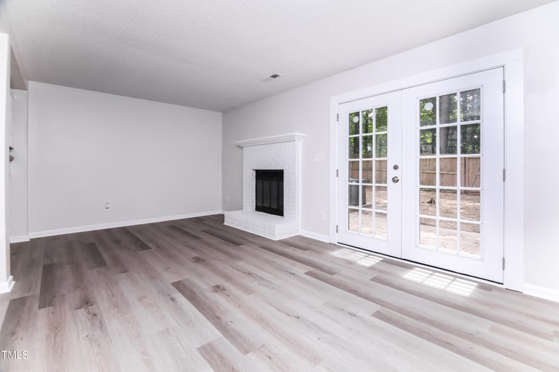 404 Shannonford Ct, Wake Forest, NC 27587
