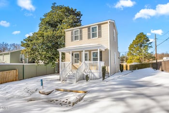 404 Short St, Haw River, NC 27258
