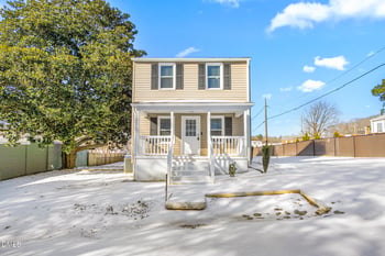404 Short St, Haw River, NC 27258