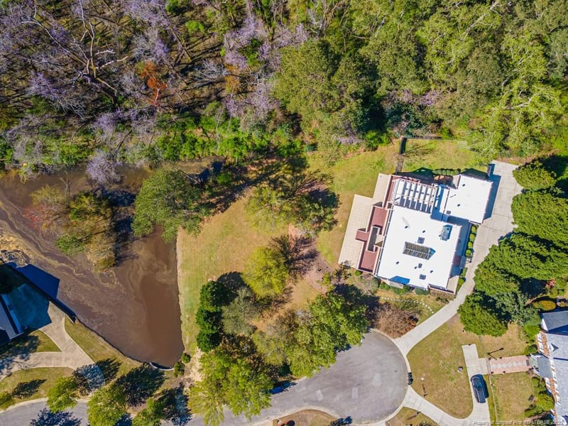 404 Southampton Ct, Fayetteville, NC 28305