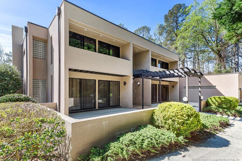 404 Southampton Ct, Fayetteville, NC 28305