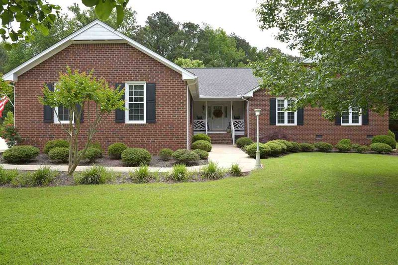404 Stonebrook Dr, Clayton, NC 27520