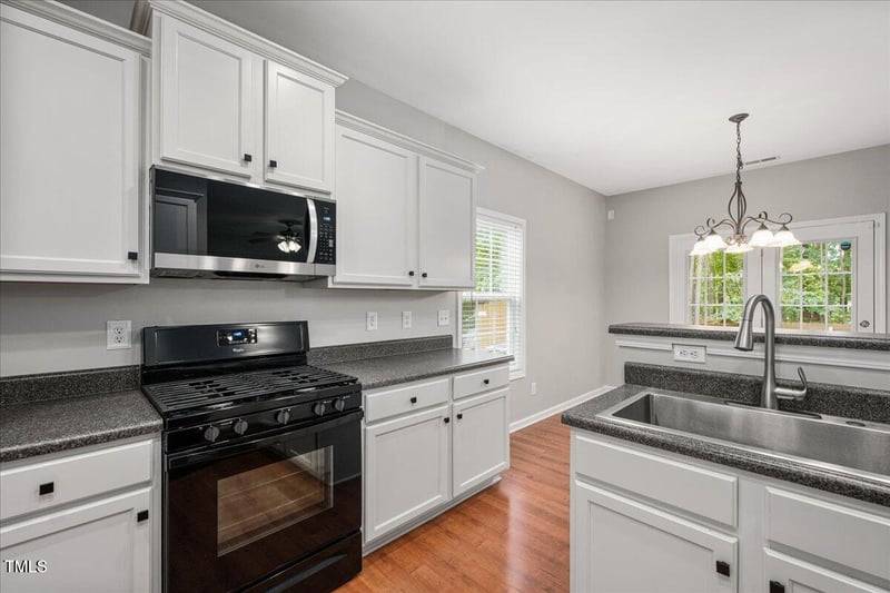 404 Straywhite Ave, Apex, NC 27539