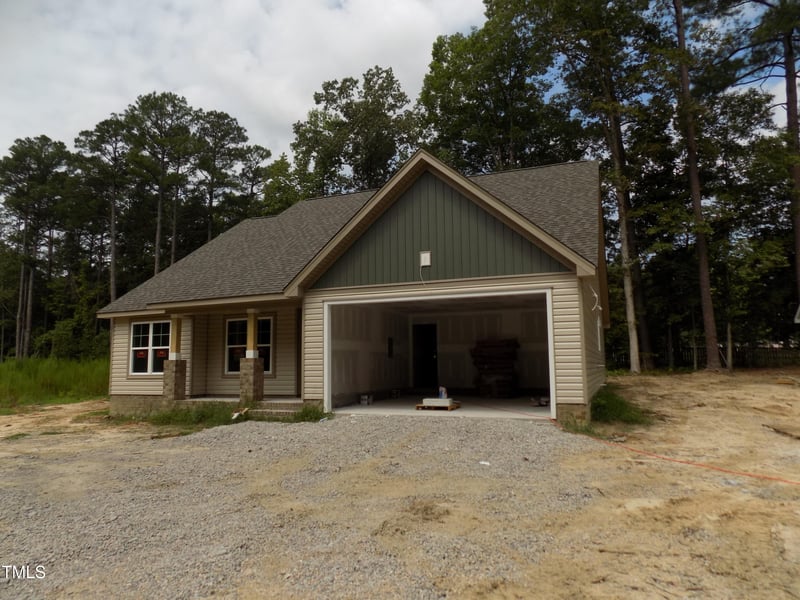 404 Tanglewood Dr, Louisburg, NC 27549