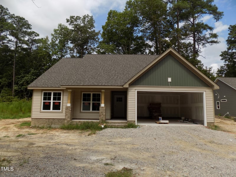 404 Tanglewood Dr, Louisburg, NC 27549