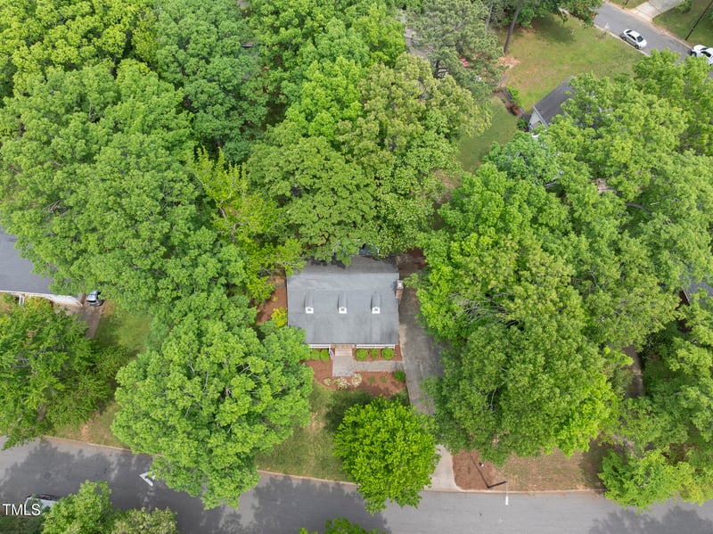 404 Trappers Run Dr, Cary, NC 27513